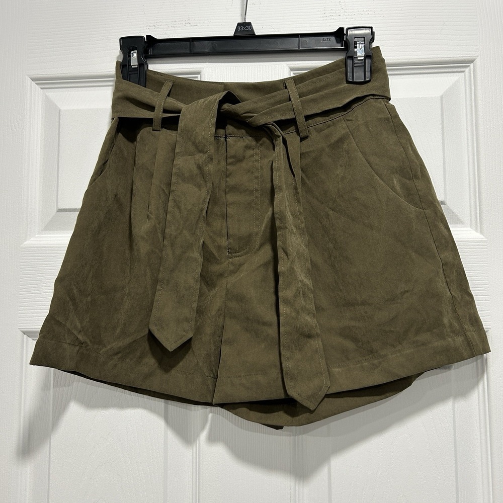 NWT!! Anthropologie‎ Sadie & Sage Women's Size Small Willow Belted Shorts in Oak